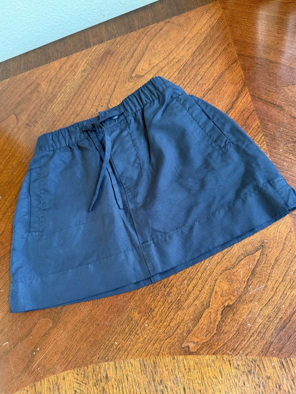 Baby Gap 6-9 months black skirt